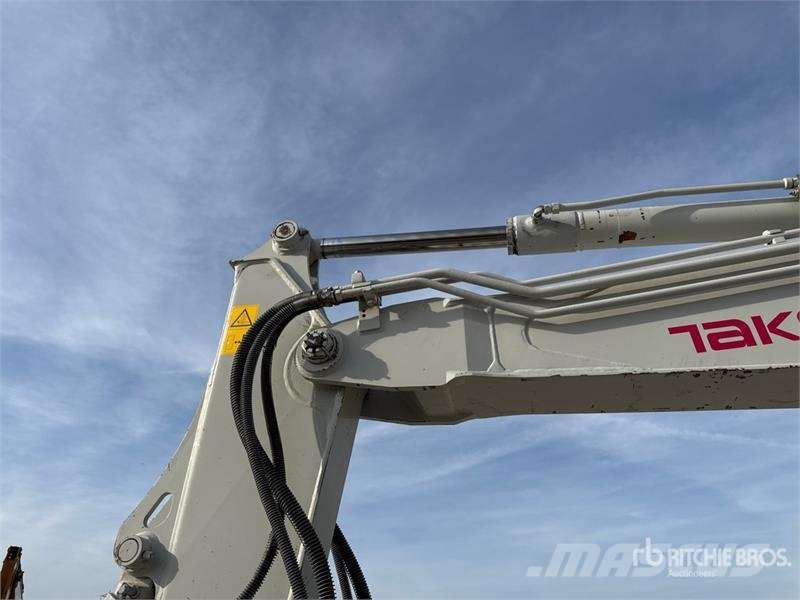 Takeuchi TB290 Верижен екскаватор