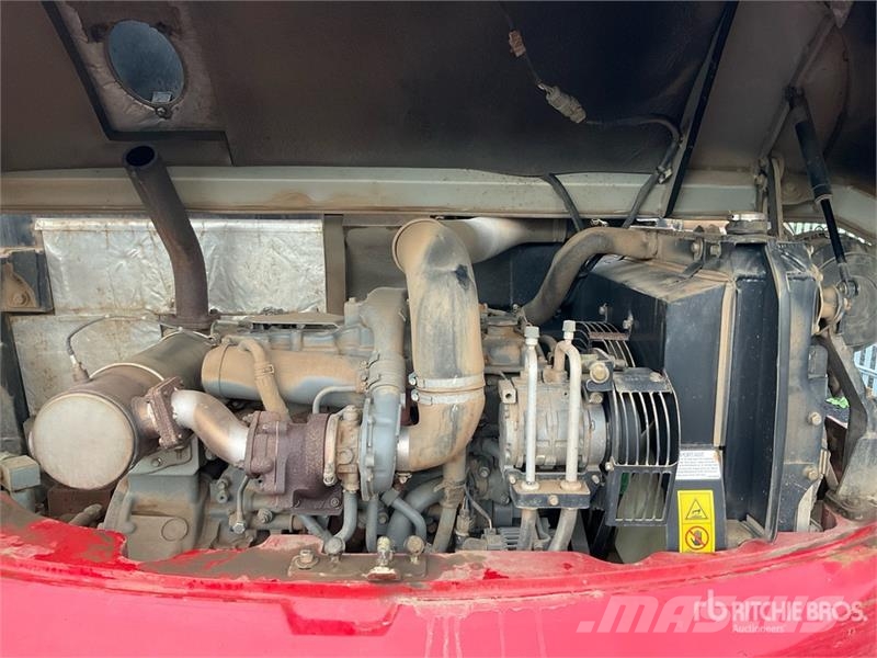 Takeuchi TB290 Гусеничные экскаваторы