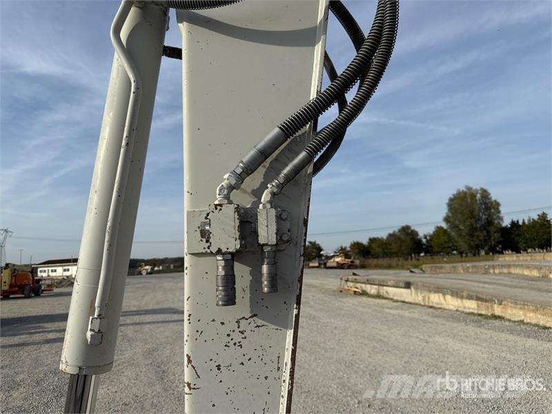 Takeuchi TB290 Верижен екскаватор
