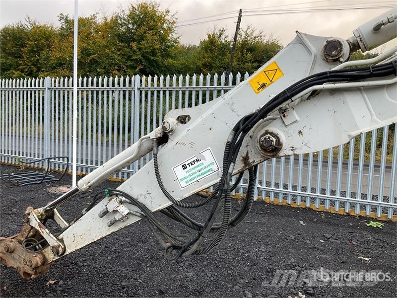 Takeuchi TB290 Гусеничные экскаваторы