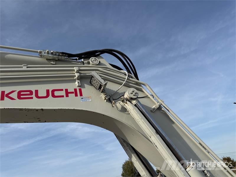 Takeuchi TB290 Верижен екскаватор