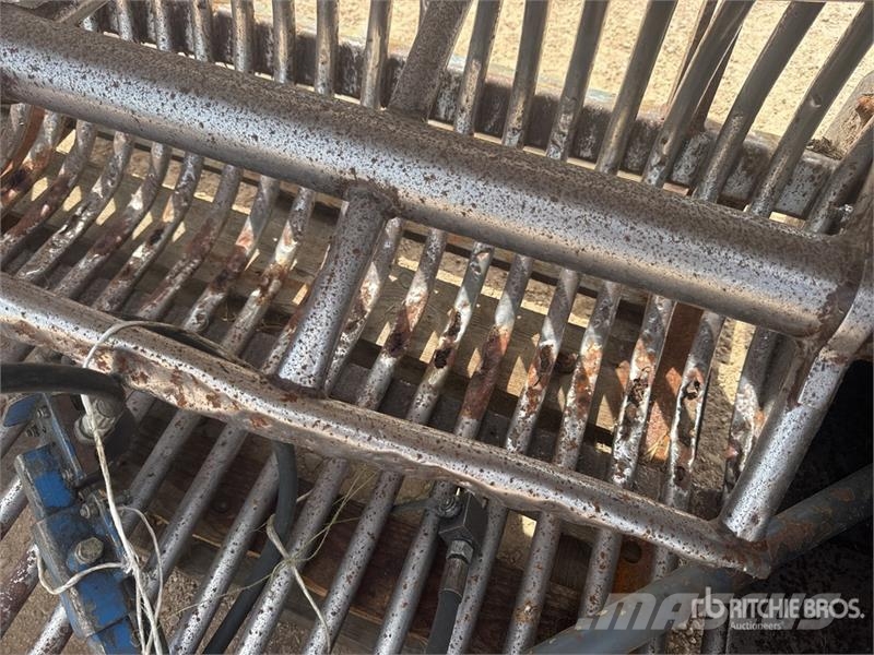 Tanco Godet A Betteraves Beets Ag Tractor Bucket ملحقات أخرى للجرارات