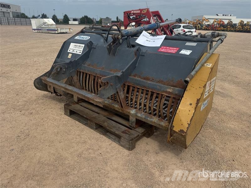 Tanco Godet A Betteraves Beets Ag Tractor Bucket ملحقات أخرى للجرارات