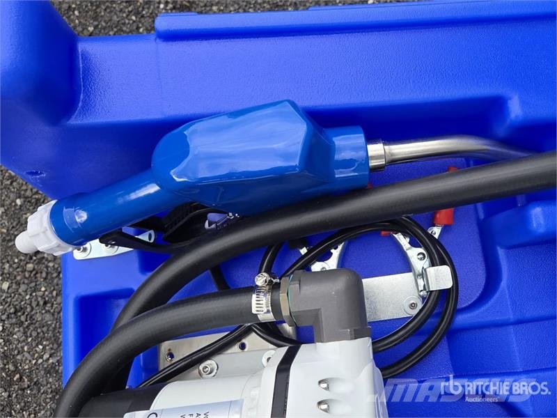TANK-UNION UTK240 ADblue Fuel Tank Kraftstoff- und Zusatzstoffbehälter