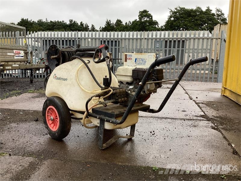 Taskman Pressure Washer Light pressure washers