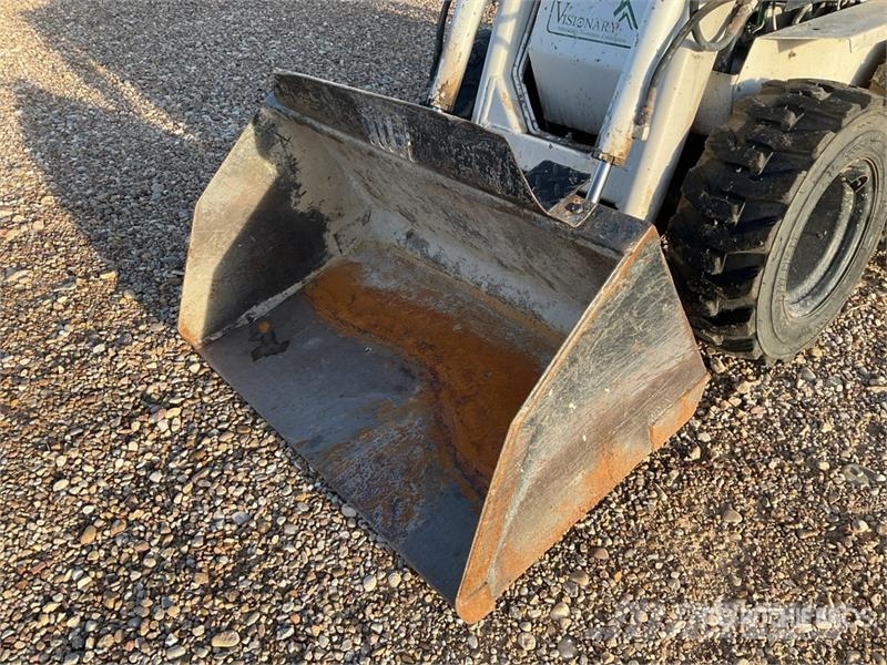 TCM 343 Skid Steer Loader Міні-навантажувачі