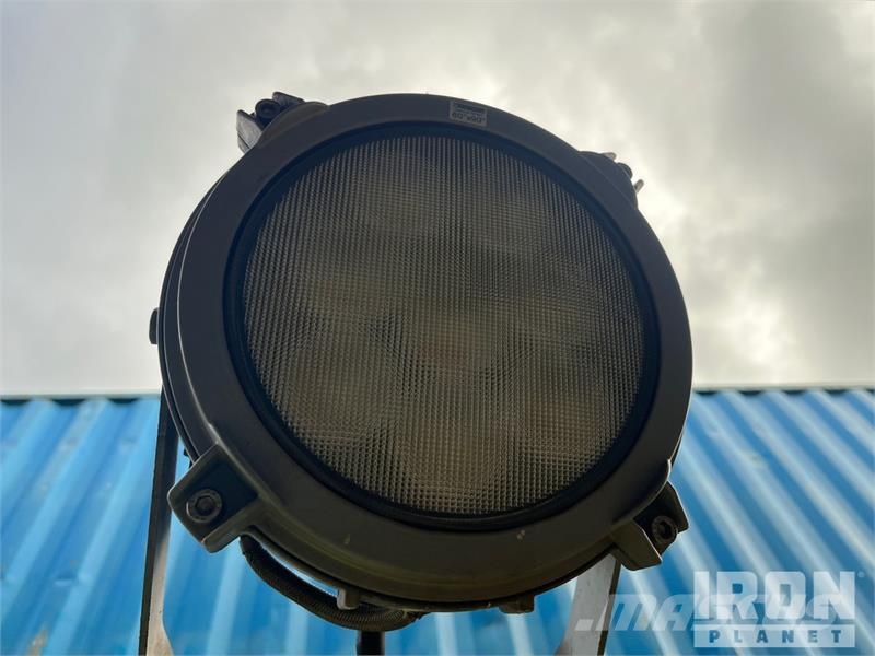 TCP Eco-Lite Light Tower ライトタワー