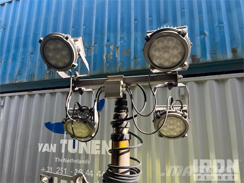 TCP Eco-Lite Light Tower ライトタワー