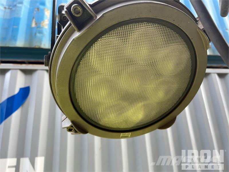 TCP Eco-Lite Light Tower ライトタワー