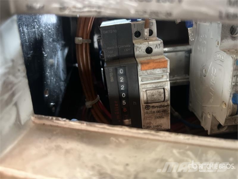 TCP Eco-Lite T Light Tower (Inoperable) Aydinlatma kuleleri