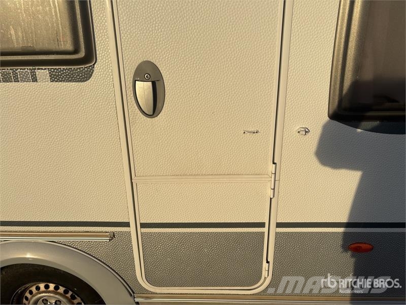 Tec 530P1 Travel King S/A Caravan Lengvieji automobiliai