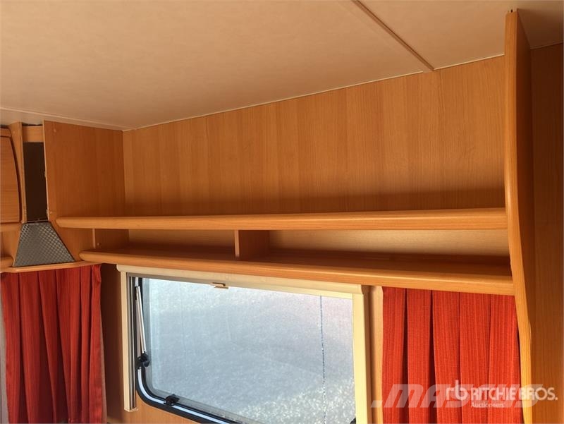 Tec 530P1 Travel King S/A Caravan Lengvieji automobiliai