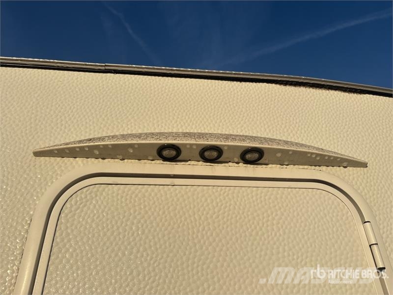 Tec 530P1 Travel King S/A Caravan Lengvieji automobiliai