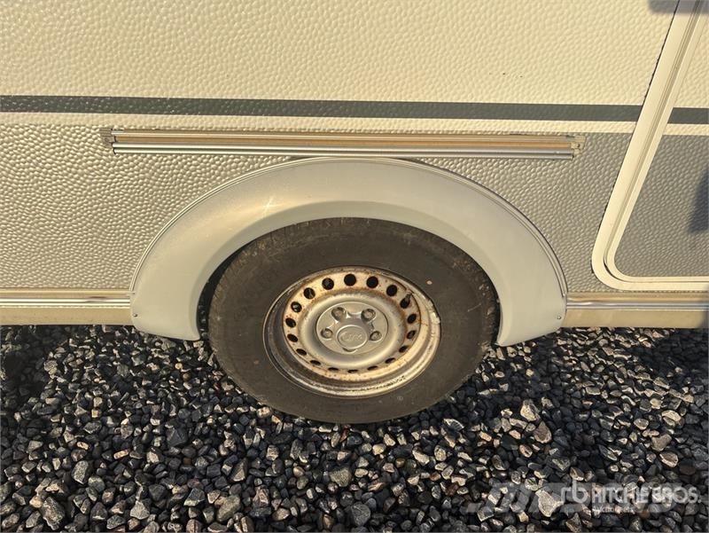 Tec 530P1 Travel King S/A Caravan Lengvieji automobiliai