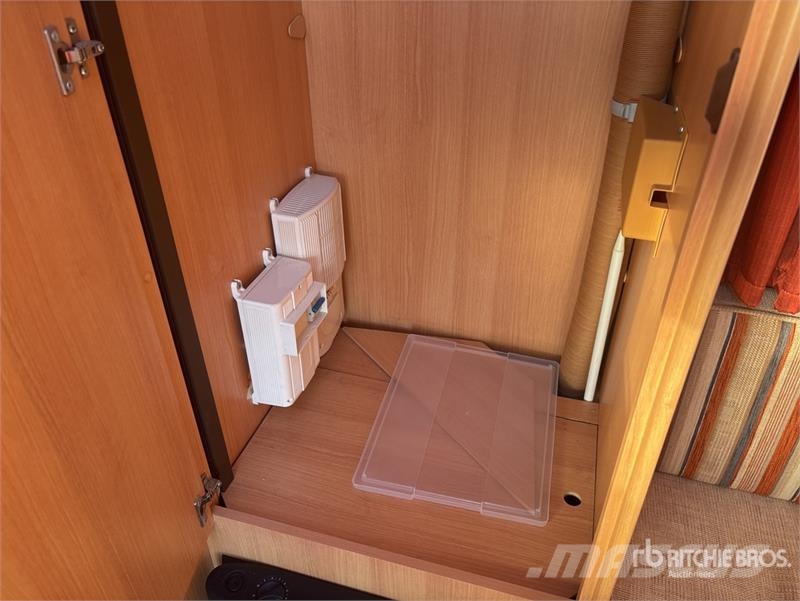 Tec 530P1 Travel King S/A Caravan Lengvieji automobiliai