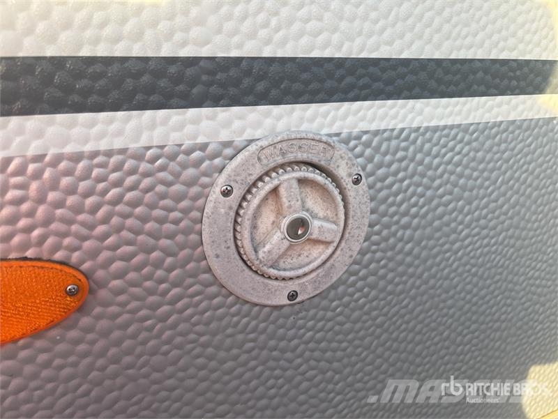Tec 530P1 Travel King S/A Caravan Lengvieji automobiliai
