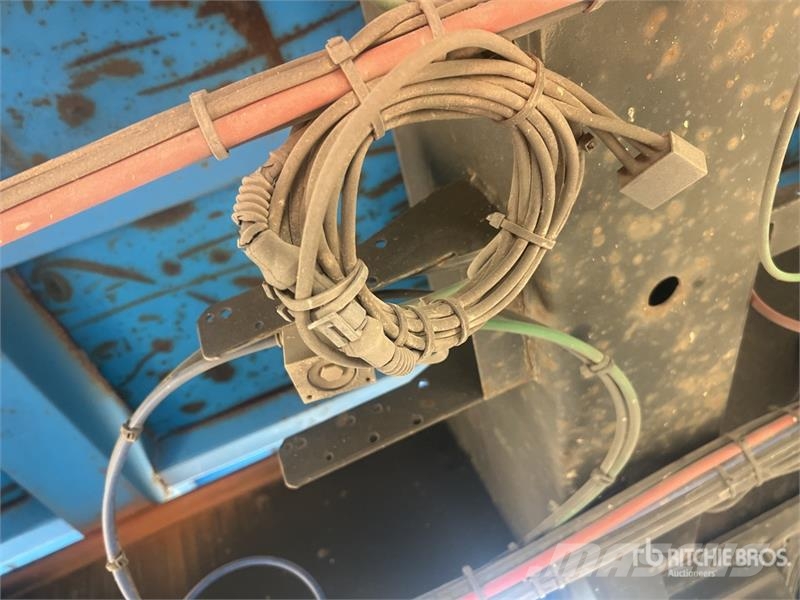 Tecnokar T3SP38 Tri/A Semi-Remorque Benne Grand Vo Самосвали