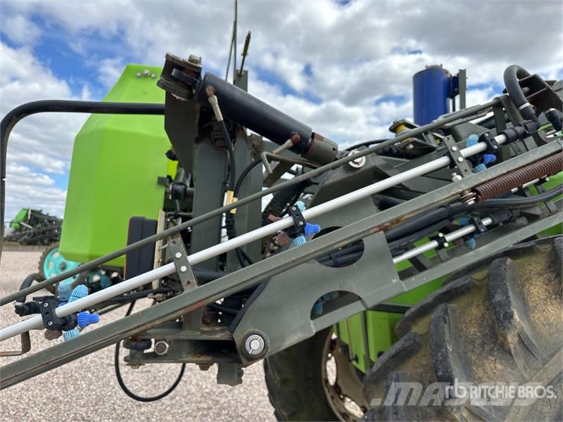 Tecnoma Galaxy 2400 28 m Pulverisateur Traine 28 m S/A Pul Причіпні обприскувачі