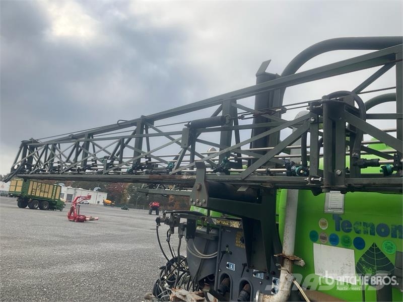 Tecnoma GTs Variotec 36 m Pull-Type Sprayer Tractoare agricole sprayers