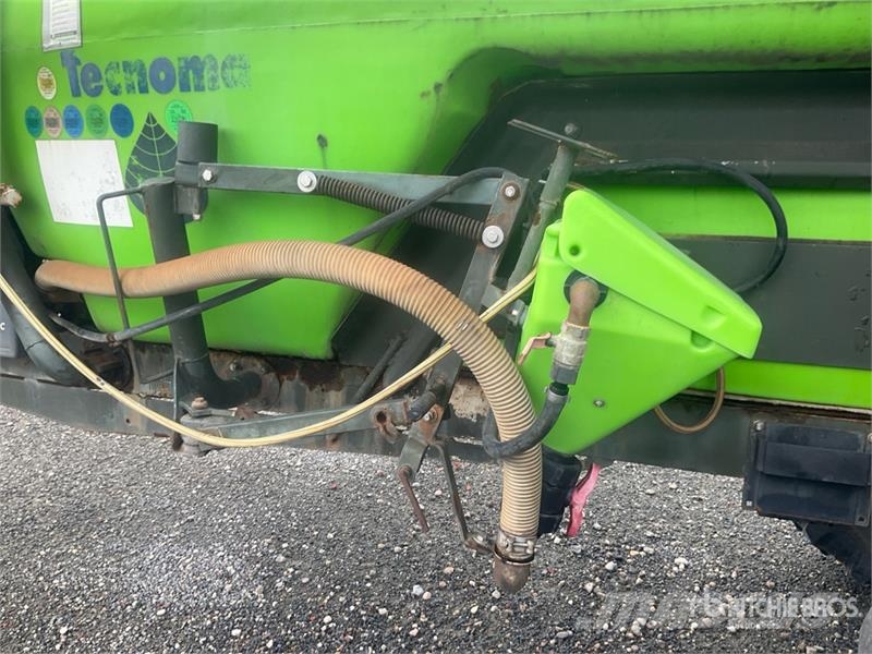 Tecnoma GTs Variotec 36 m Pull-Type Sprayer Tractoare agricole sprayers