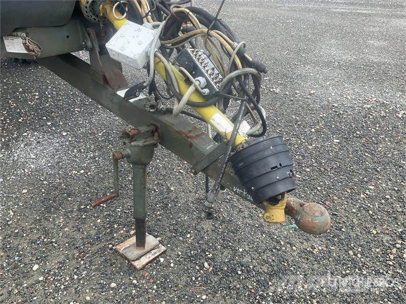 Tecnoma GTs Variotec 36 m Pull-Type Sprayer Tractoare agricole sprayers