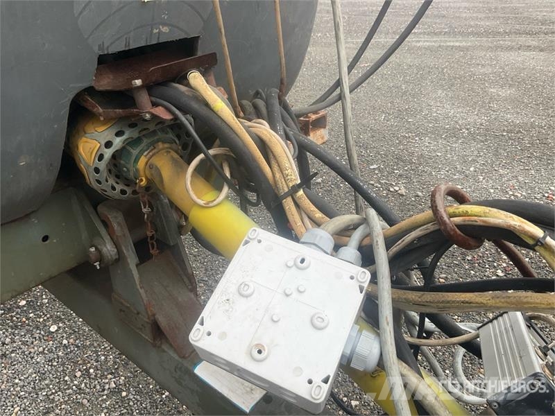 Tecnoma GTs Variotec 36 m Pull-Type Sprayer Tractoare agricole sprayers