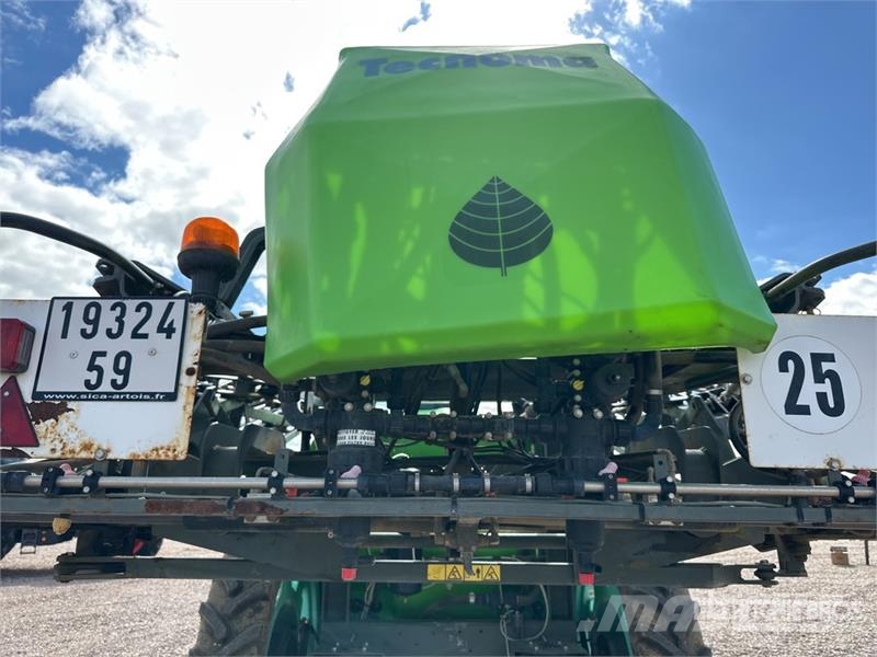 Tecnoma Tecnis 3100 21 m S/A Pulverisateur Traine 21 m S/A Причіпні обприскувачі