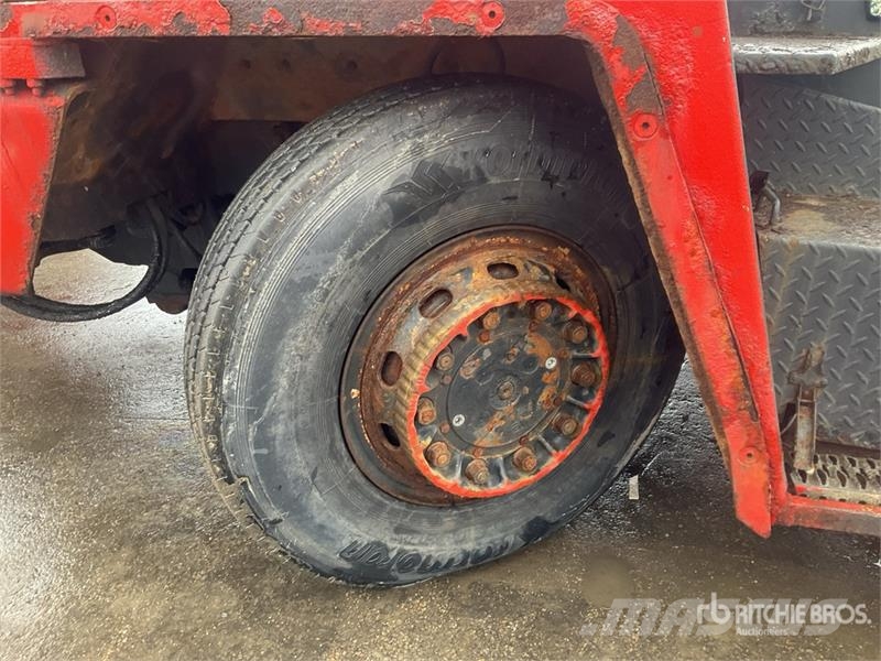 Terberg RT 4X4 4x4 Spotter Truck Terminalni tegljači