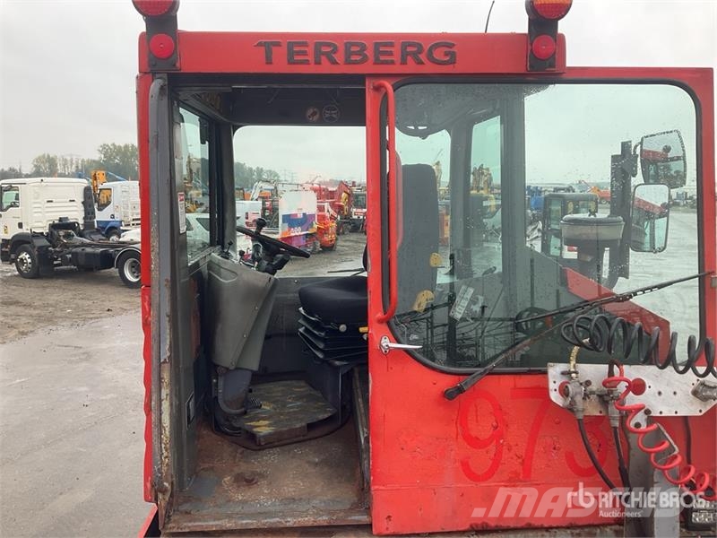 Terberg RT 4X4 4x4 Spotter Truck Terminalni tegljači