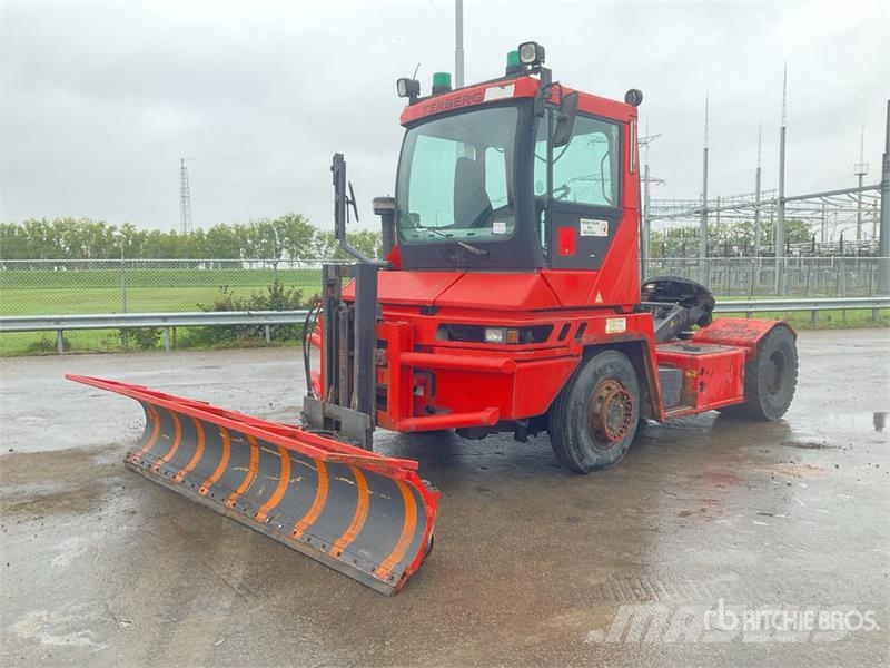Terberg RT 4X4 4x4 Spotter Truck Terminalni tegljači