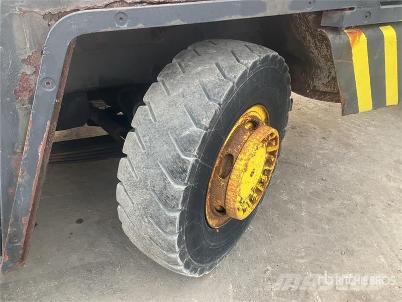 Terberg RT 4x4 Spotter Truck Terminalni tegljači