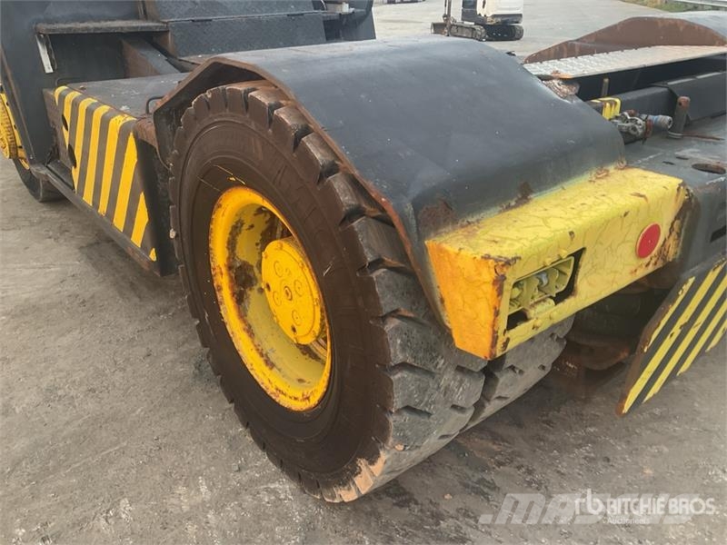 Terberg RT 4x4 Spotter Truck Terminalni tegljači