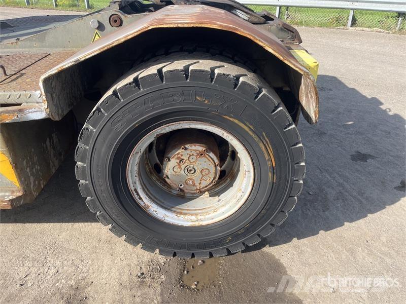 Terberg RT222 4x4 4X4 Spotter Truck Terminālie traktori