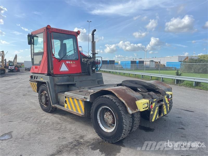 Terberg RT222 4x4 Spotter Truck Terminalni tegljači