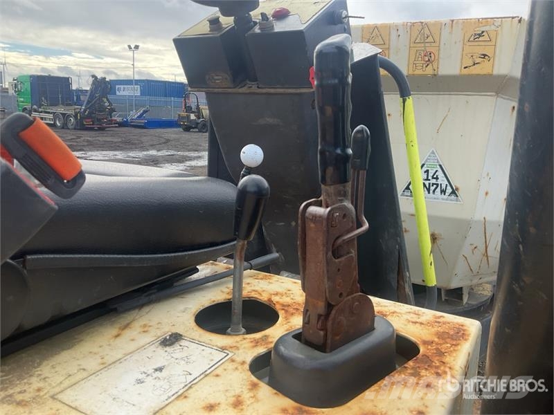 Terex 3 ton 4x4 Swivel Dumper Mini pašizgāzēji