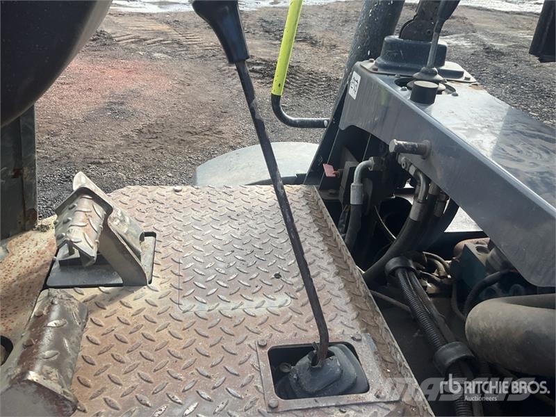 Terex 3 ton 4x4 Swivel Dumper Mini pašizgāzēji