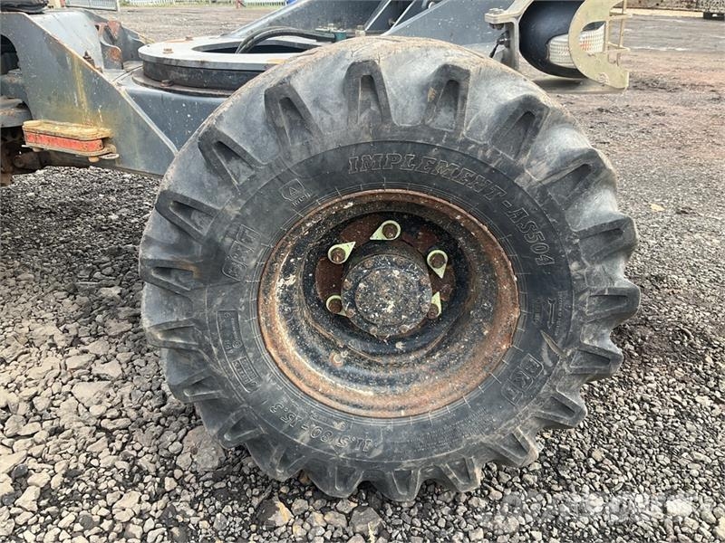 Terex 3 ton 4x4 Swivel Dumper Ne cestni demperji