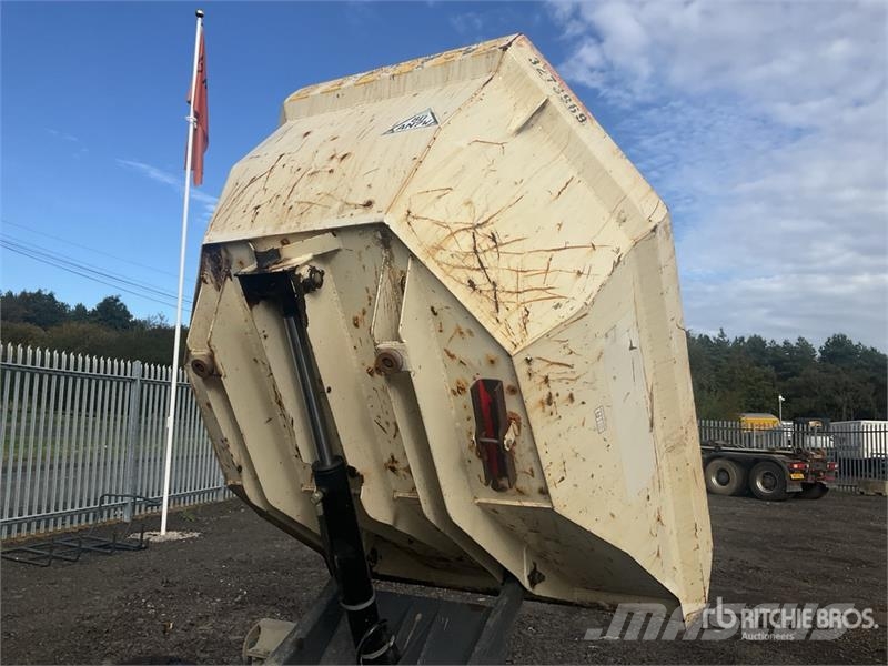 Terex 3 ton 4x4 Swivel Dumper Mini pašizgāzēji