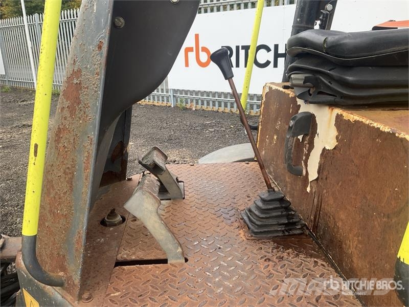 Terex 3 ton 4x4 Swivel Dumper Ne cestni demperji
