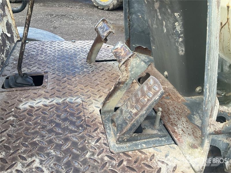 Terex 3 ton 4x4 Swivel Dumper Mini pašizgāzēji
