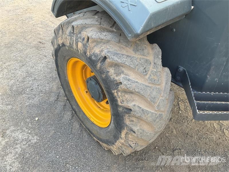 Terex 3 ton 4x4 Swivel Dumper Minitractor de teren