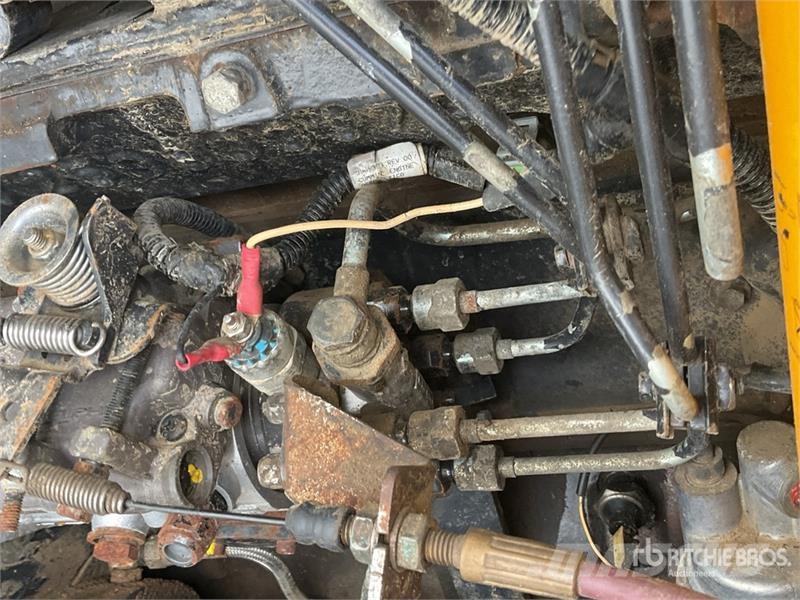 Terex 6005CSFLLA 6 ton 4x4 Swivel Dumper عربات نقل قلابة للمواقع