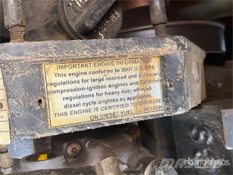Terex 6005CSFLLA 6 ton 4x4 Swivel Dumper عربات نقل قلابة للمواقع