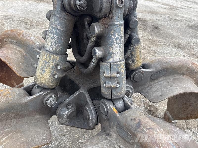 Terex Fuchs MHL320 Pelle De Manutention Wheel Material Handler معدات البناء - غير ذلك