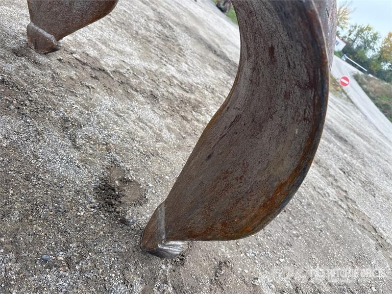 Terex Fuchs MHL320 Pelle De Manutention Wheel Material Handler معدات البناء - غير ذلك