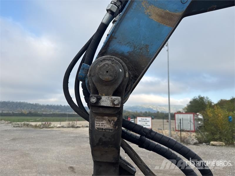 Terex Fuchs MHL320 Pelle De Manutention Wheel Material Handler معدات البناء - غير ذلك