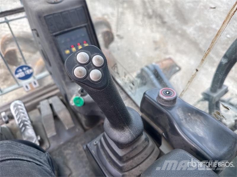 Terex Fuchs MHL320 Pelle De Manutention Wheel Material Handler معدات البناء - غير ذلك