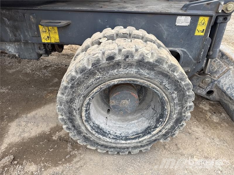 Terex Fuchs MHL320 Pelle De Manutention Wheel Material Handler معدات البناء - غير ذلك