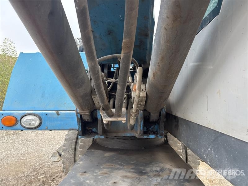 Terex Fuchs MHL320 Pelle De Manutention Wheel Material Handler معدات البناء - غير ذلك