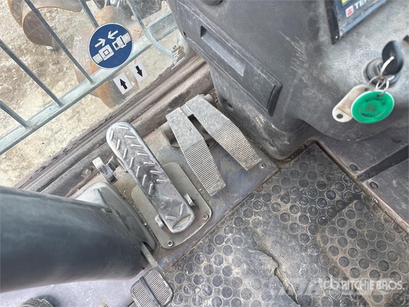 Terex Fuchs MHL320 Pelle De Manutention Wheel Material Handler معدات البناء - غير ذلك